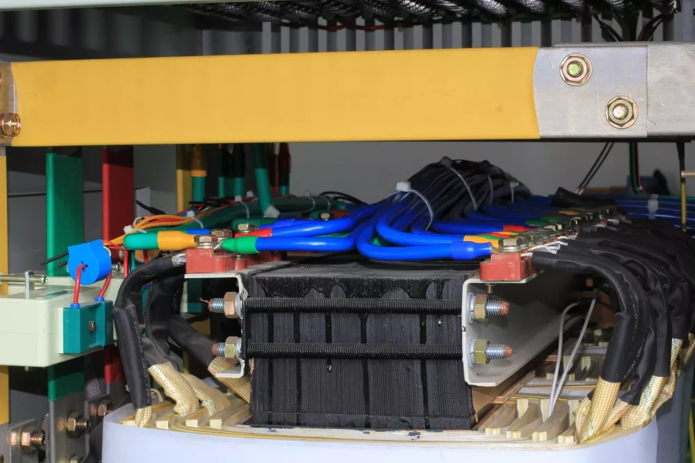 3 Phase 100KVA SCR Static AVR